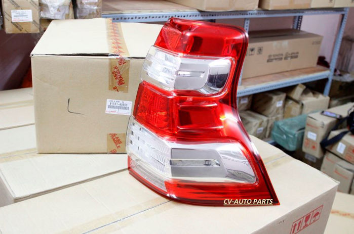 Picture of 81551-60B50 Đèn hậu phải Toyota Land Cruiser Prado model 2013-2014-2015