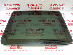 Hình ảnh của63201-08031 Kính cửa nóc Toyota Sienna hàng chính hãng