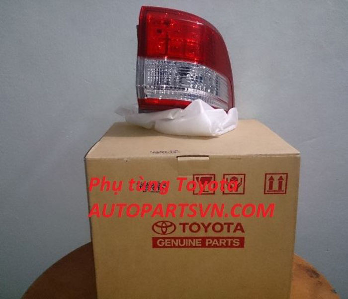 Picture of 81560-0K110 815600K110 Đèn hậu ngoài Fortuner 2009-2012